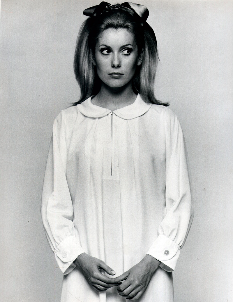 Catherine Deneuve photo