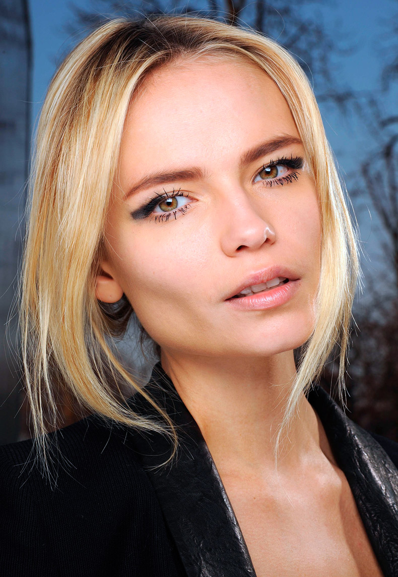 Russian model Natasha Poly photo