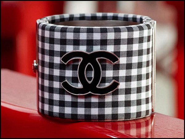 chanel accessories