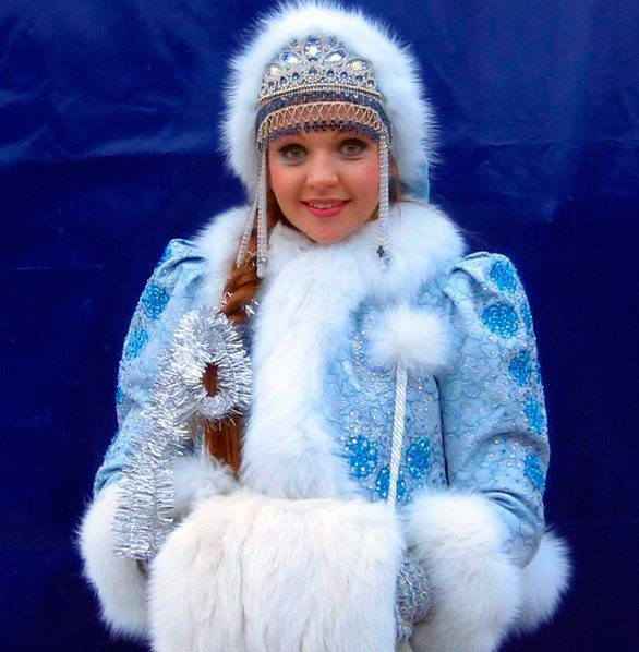 Snow Maiden costume photo