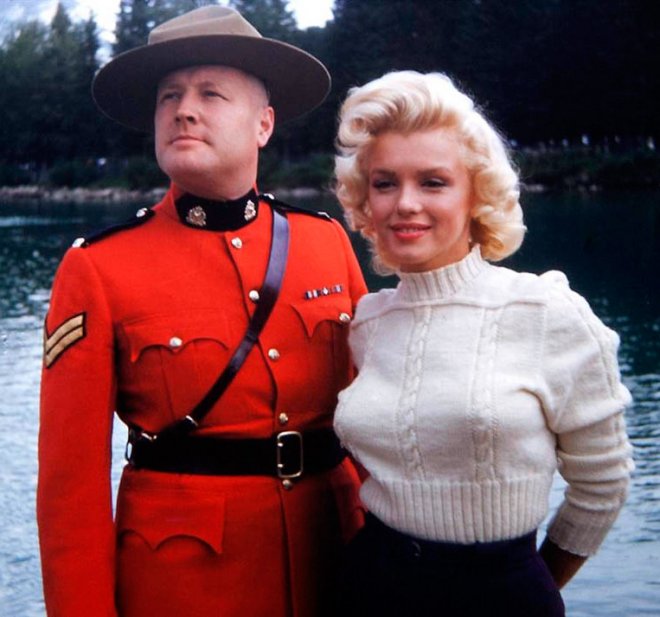 biography of Marilyn Monroe in rare photos