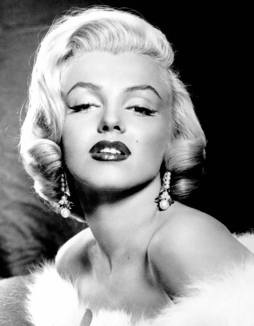 biography of Marilyn Monroe in the best photos