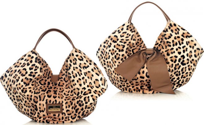 Leopard animal print on bags