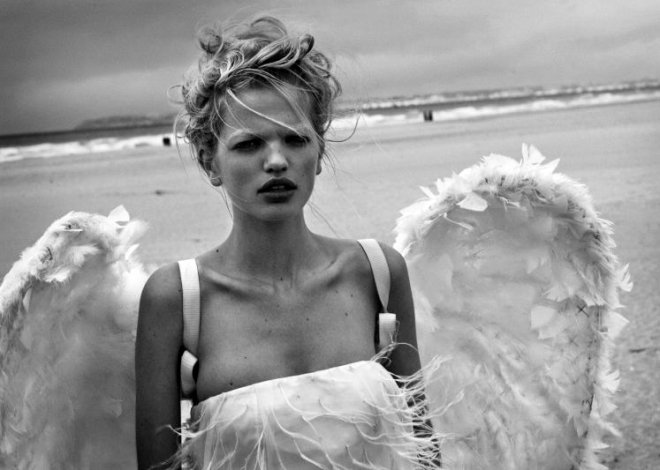 Glamorous photo by photographer Peter Lindbergh