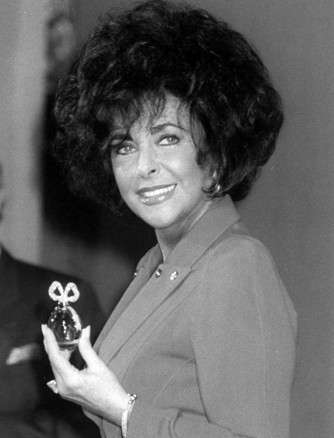 Elizabeth Taylor, Diamants Blancs, Diamants Blancs