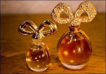 Precious perfume from Elizabeth Taylor