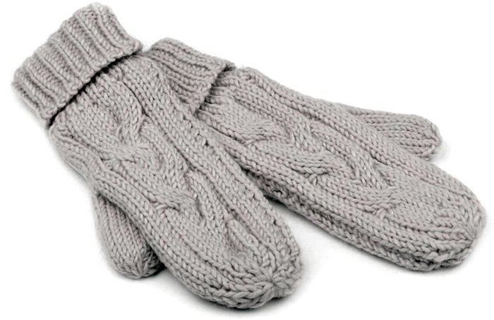 Fashionable knitted mittens