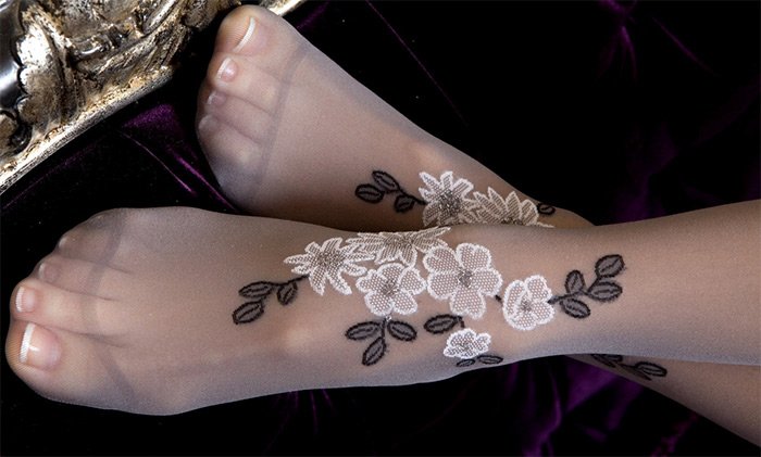 Tights with embossed patterns photo