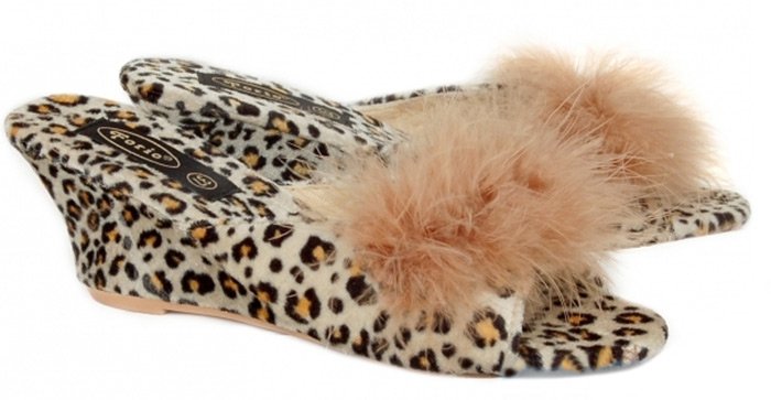 Glamorous slippers