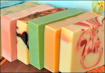 Making natural homemade soap