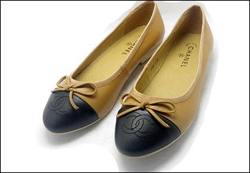 Fashionable ballet flats for girls