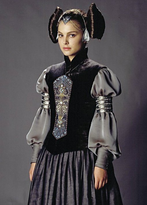 Padmé Amidala Naberry's dress photo