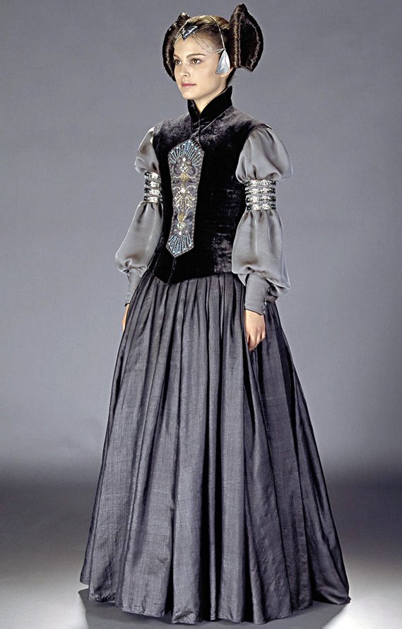 Padmé Amidala Naberry's dress photo