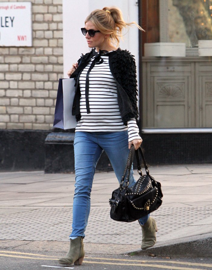 Sienna Miller casual style, photo