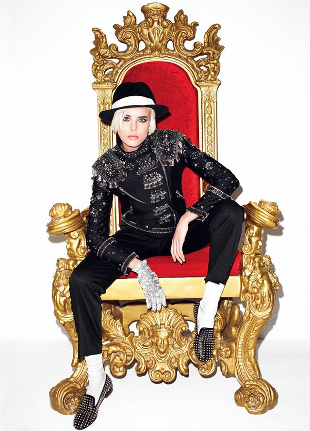 Agnes Dayne photo on the golden throne