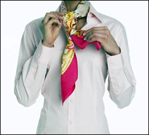 how to tie a scarf - Slip knot photo