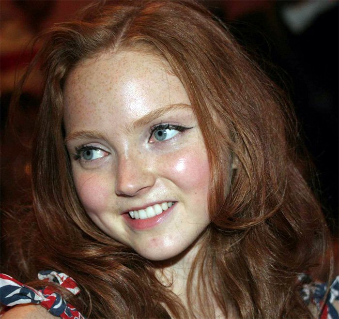 Lily Cole photo close to life