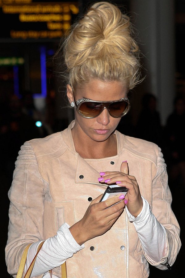 Katie Price photo with phone