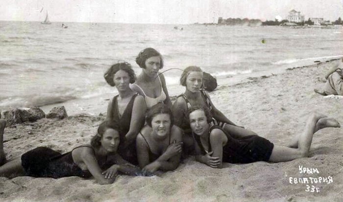 Soviet women - photo at the sea in swimsuits