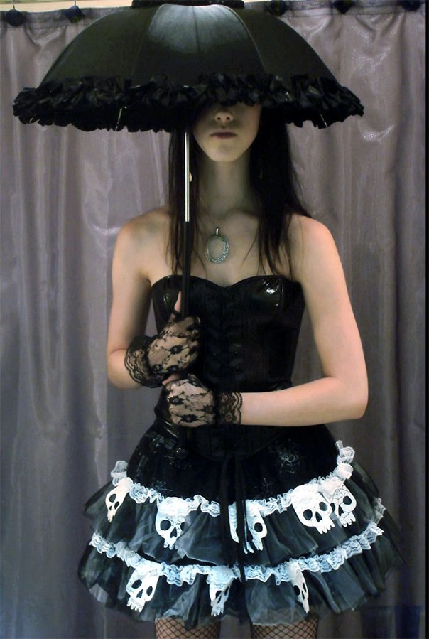 Gothic girl photo