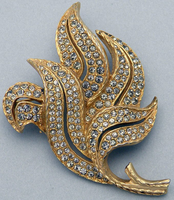 Beautiful Jewelry - Brooch