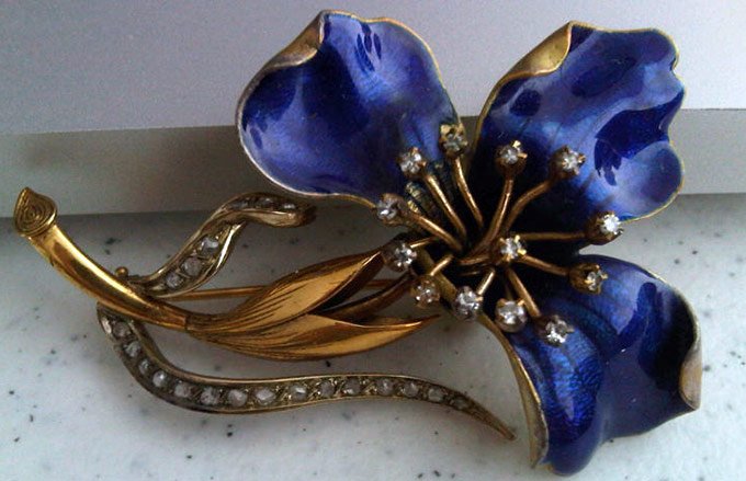 Photo of a vintage brooch