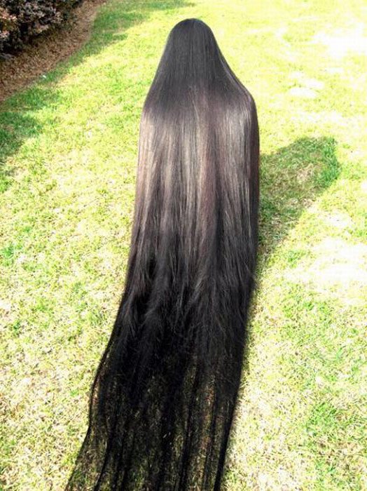 Very long loose hair, photo