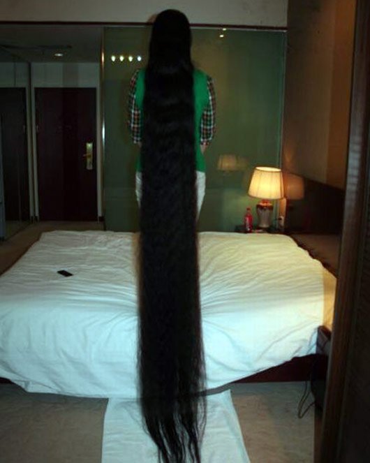 Very long loose hair, photo