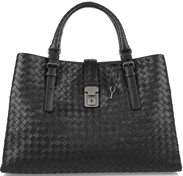 Fashionable women's bag Bottega Veneta, photo