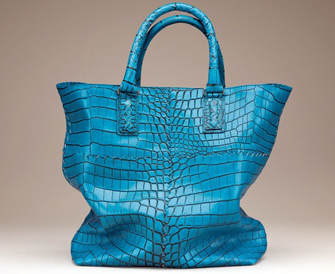 Fashionable women's bag Bottega Veneta, photo