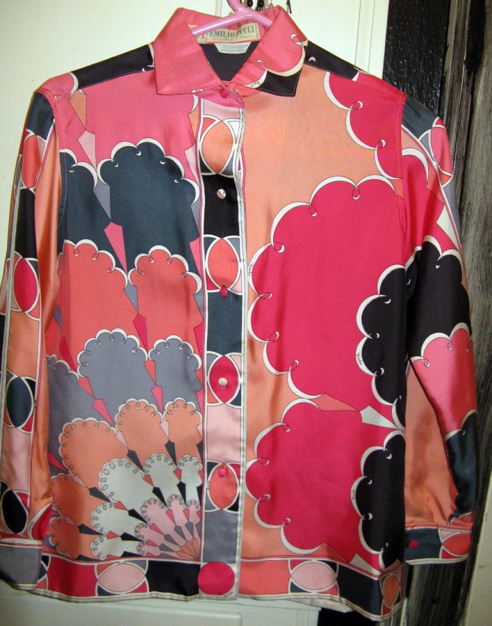 Vintage blouse Emilio Pucci, photo