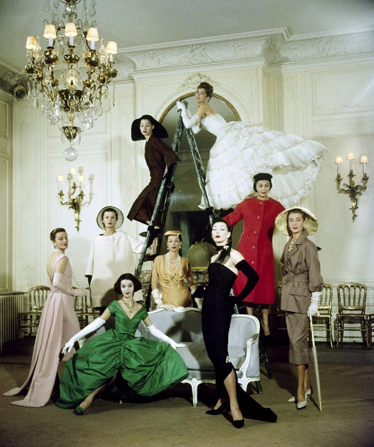 Models Houses Dior photo