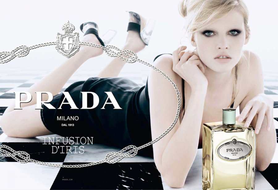 Photo from the advertising campaign of the fragrance