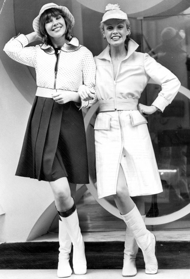 Girls dressed in retro style, photo