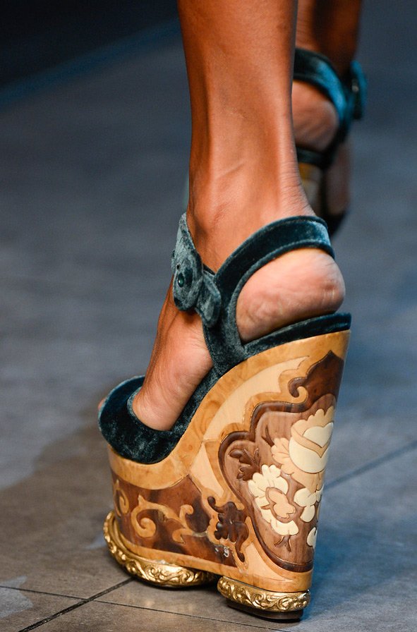 Fashionable women's shoes Dolce & Gabbana, photo