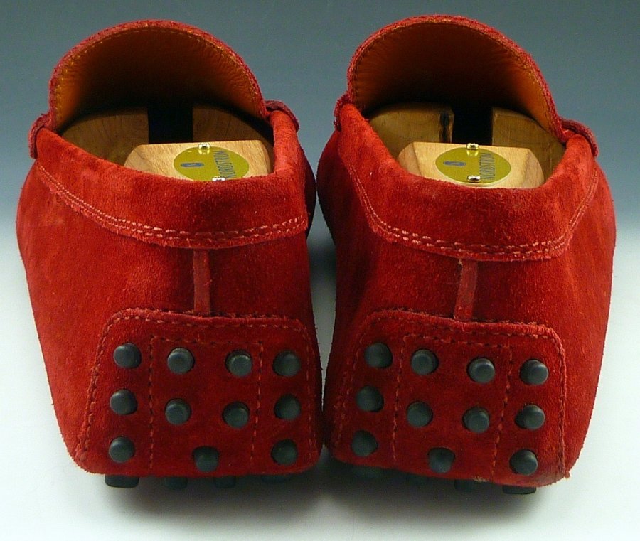 Red moccasins, photo