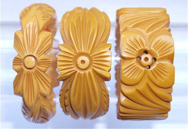 Carved bakelite bracelets, photo