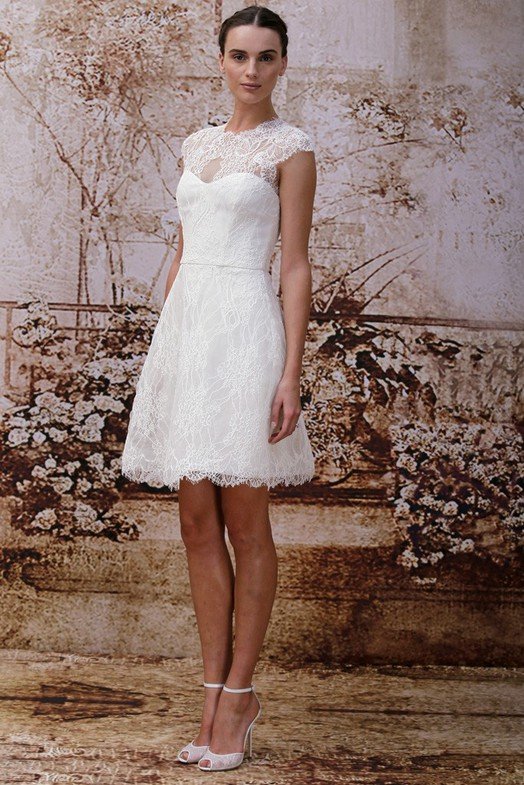 Short wedding dress, photo