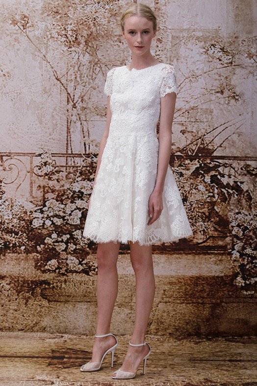 Short wedding dress, photo