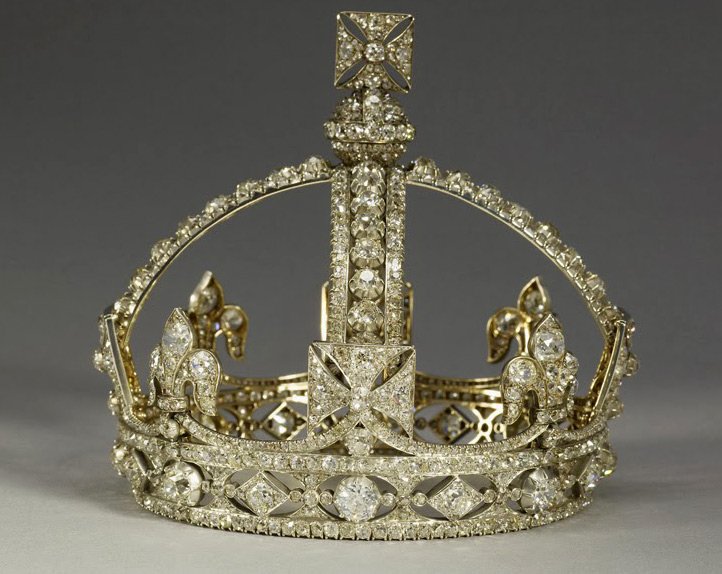 Queen Victoria crown, photo