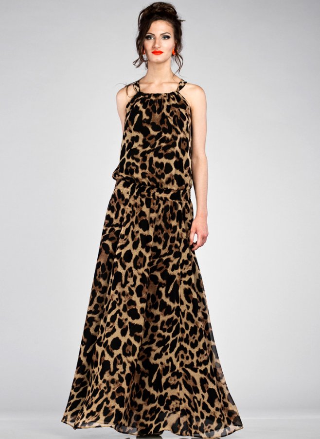 Leopard dress to the floor, photo