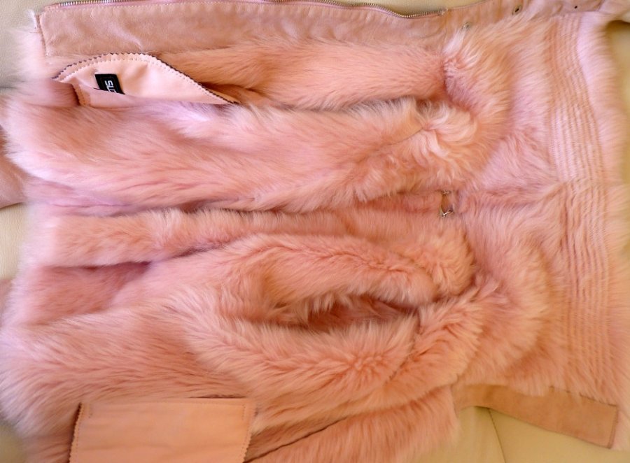 Tuscany sheepskin coats from sheep of the Tuscan breed, photo