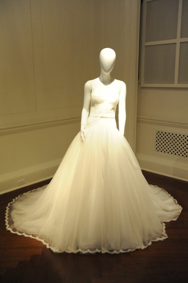 Wedding dress Zac Posen, photo