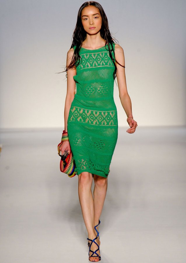 Emerald green dress, photo