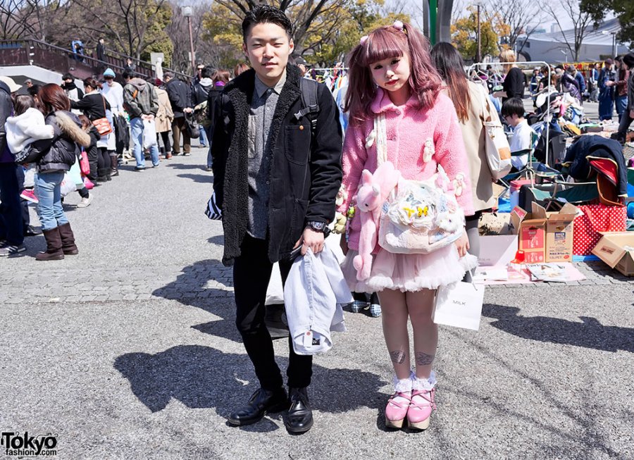 Japanese girl in the market, photo