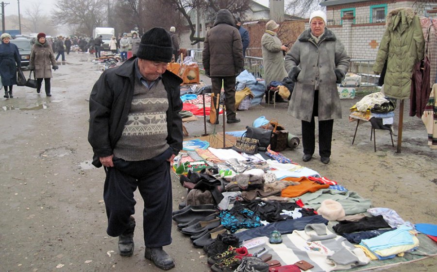 Flea markets in Russia, photo