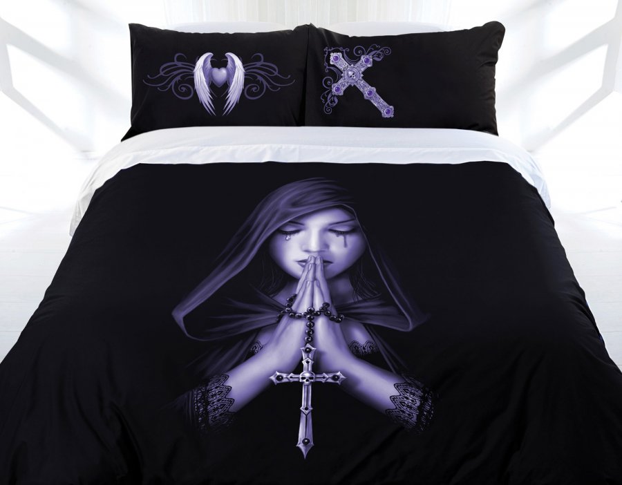 Black gothic bedding