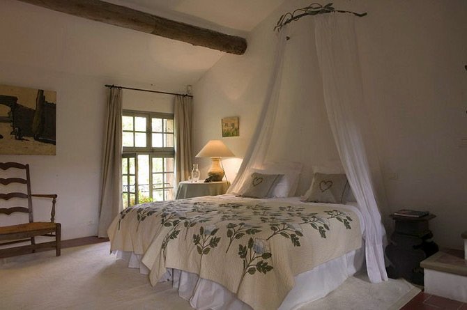 Provence style beds