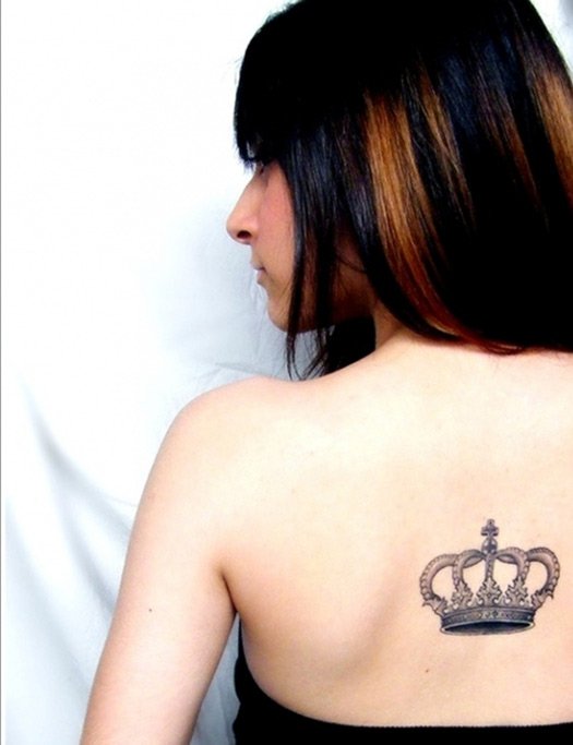 Tattoo for girls, crown - photo