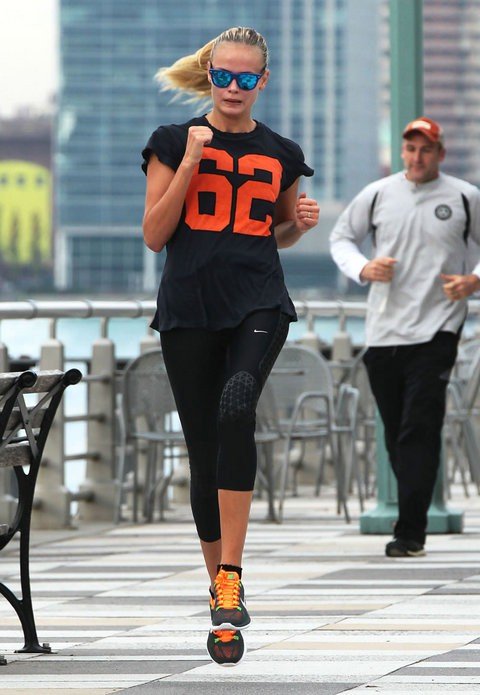 Natasha Poly - photo while jogging